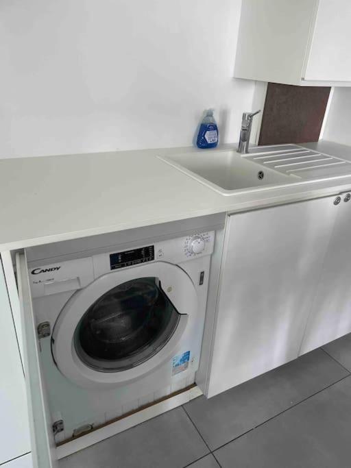 Charmant T3 Moderne Climatise Villeurbanne Esterno foto